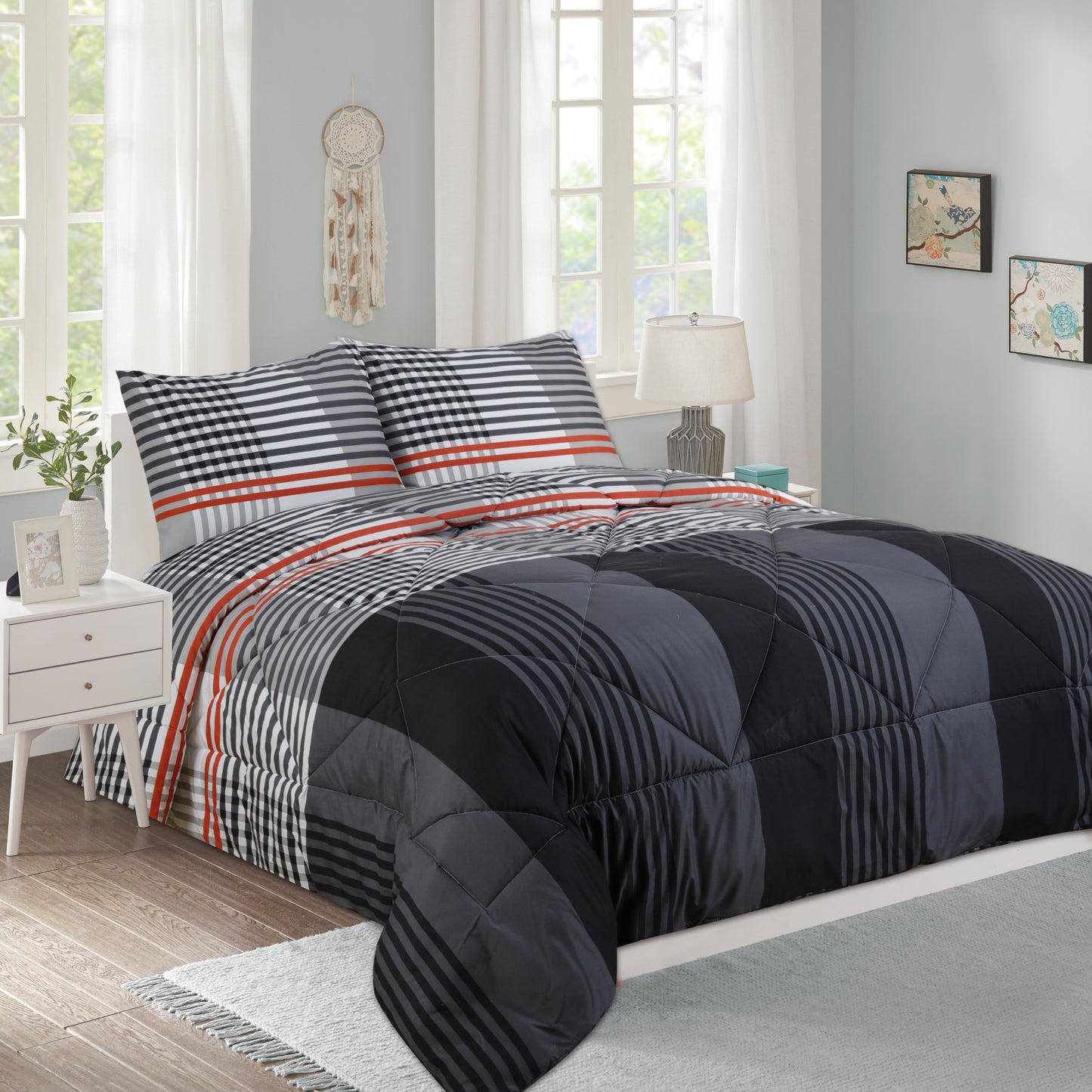 Johnny Plaid Comforter Set